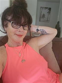 Massage Clinic Therapist Lee