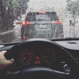 Mastering Wet Weather Driving: Prestige Driving School's Expert Guide to Safe and Confident Driving