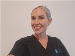 Salon, Barber & Beauty Shops Staff Janine