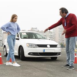 Best Driving School in Sydney with a Trusted Driving Instructor Near Me